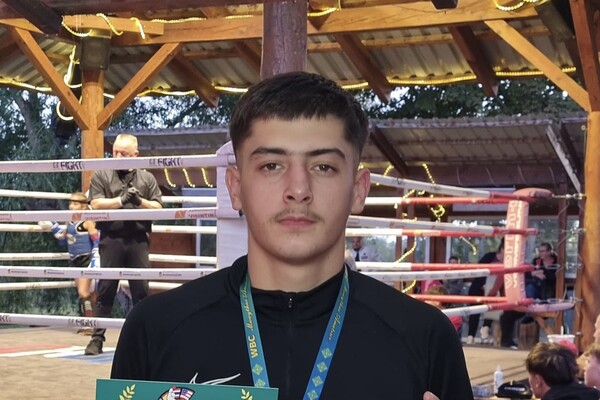 Unser Denis wird Deutscher Vizemeister im Muay Thai