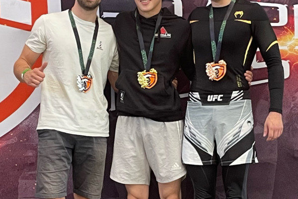 Grappling Industries in Berlin