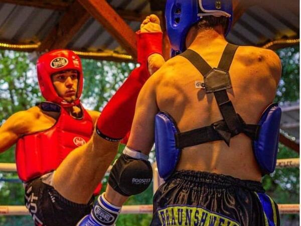 Unser Denis wird Deutscher Vizemeister im Muay Thai