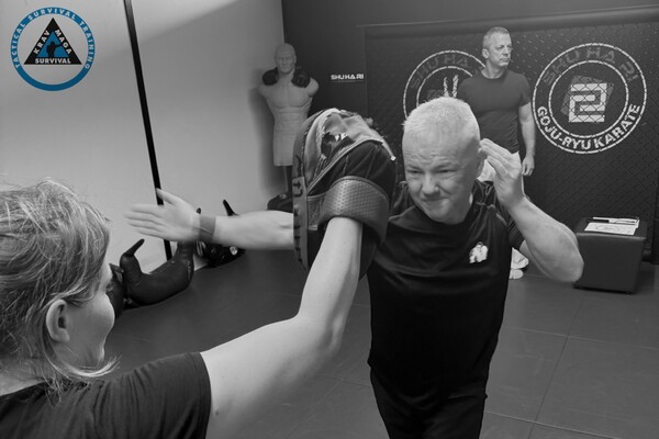 Selbstverteidigung - KRAV MAGA Prüfungen in unserem SportCentrum