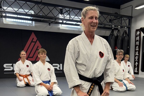 Wir haben zwei neue Schwarzgurte in unserem Dojo