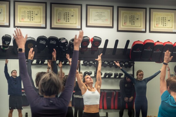 CHRISTMAS POWER BURN BOOTCAMP und PILATES