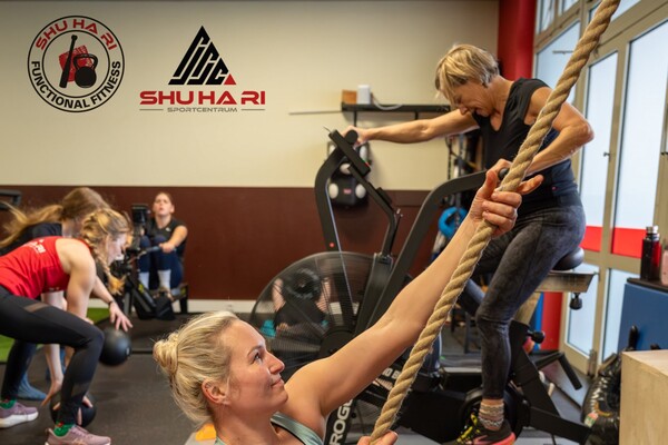 CHRISTMAS POWER BURN BOOTCAMP und PILATES