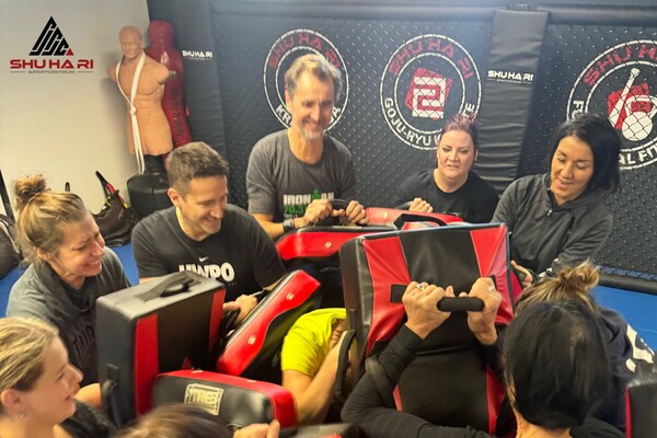 Erfolgreiches Selbstverteidigungs - Wochenende