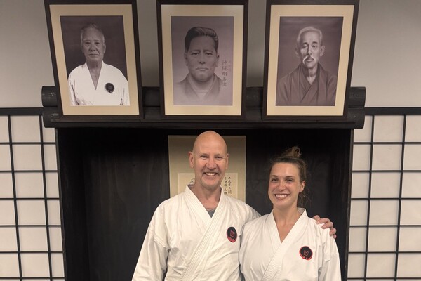 Wir haben zwei neue Schwarzgurte in unserem Dojo